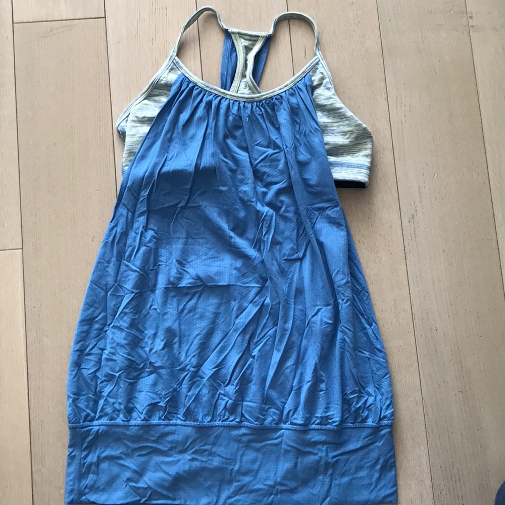 Lululemon racerback tank with bra